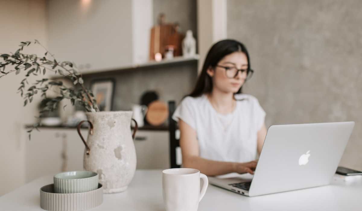 Complete Guide to Starting, Growing, and Managing a Remote Business