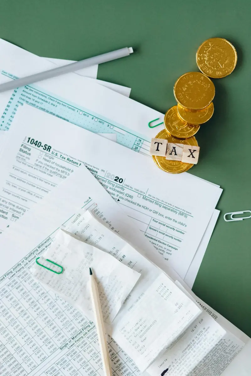 Comparison of company secretary fees in Hong Kong across different provider types: freelance, TCSP, and in-house employee